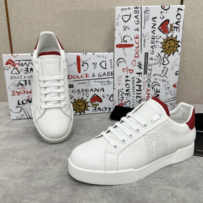 D.G. Sneakers DG210-221