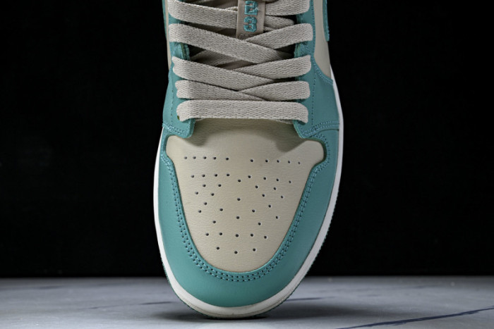 Air Jordan 1 Low Tropical Teal DC0774-131