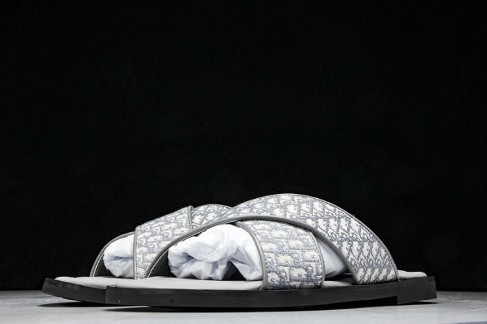 D10r SLIPPERS DS258-077
