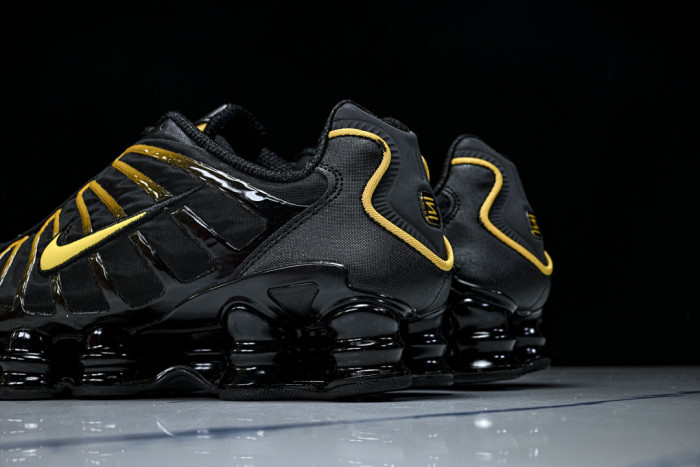Nike Shox TL 