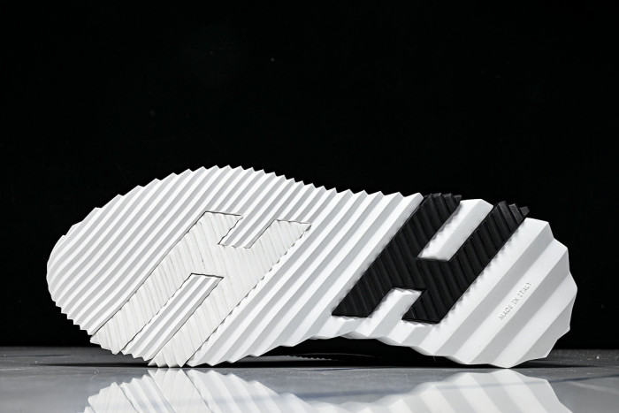 HER*MES SNEAKER HM1028-167