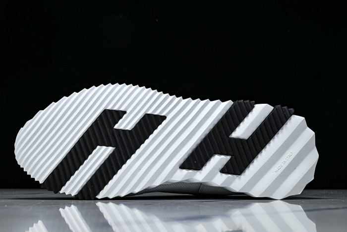 HER*MES SNEAKER HM1028-173