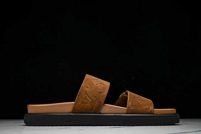 1*V SLIPPERS 11V0107-120