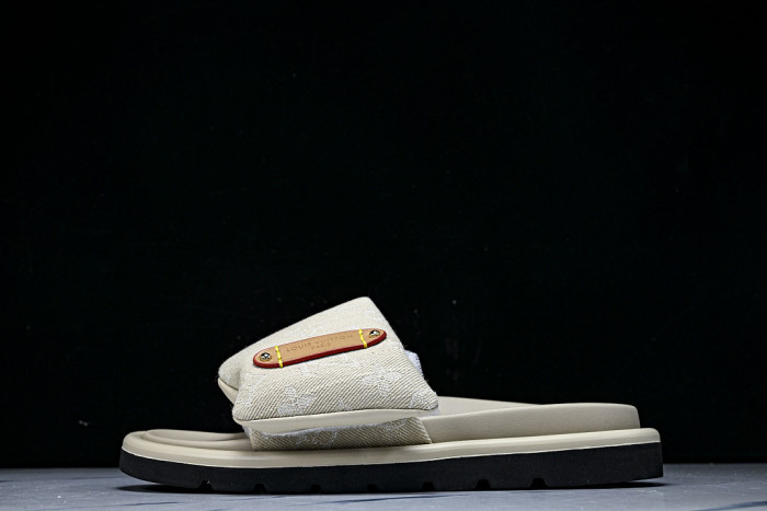 1*V SLIPPERS 11V0107-127
