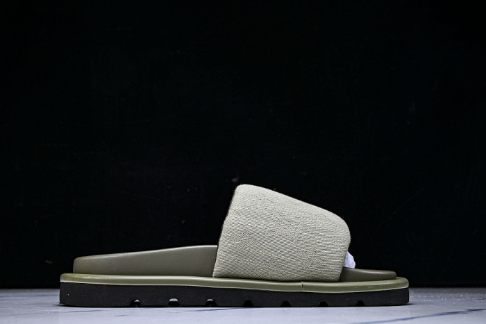 1*V SLIPPERS 11V0107-129