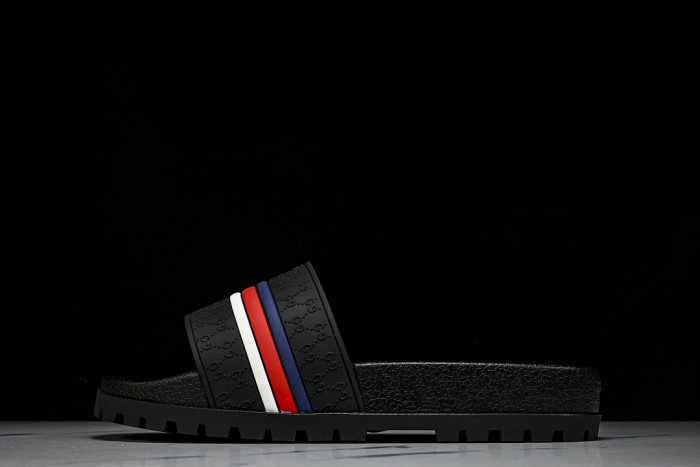 Gv*c SLIPPERS GU568-135