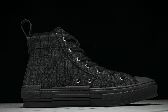 D10R B23 Sneakers 201122