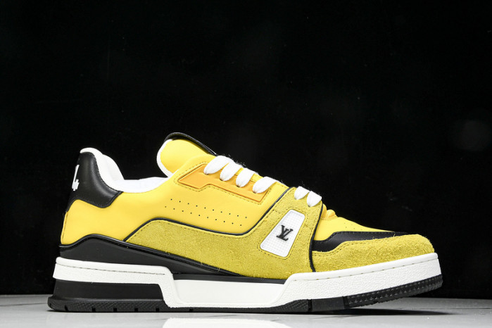 1V SNEAKERS 1V0425-180