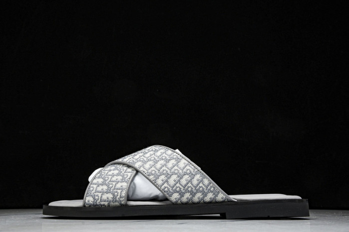 D10r SLIPPERS DS258-077