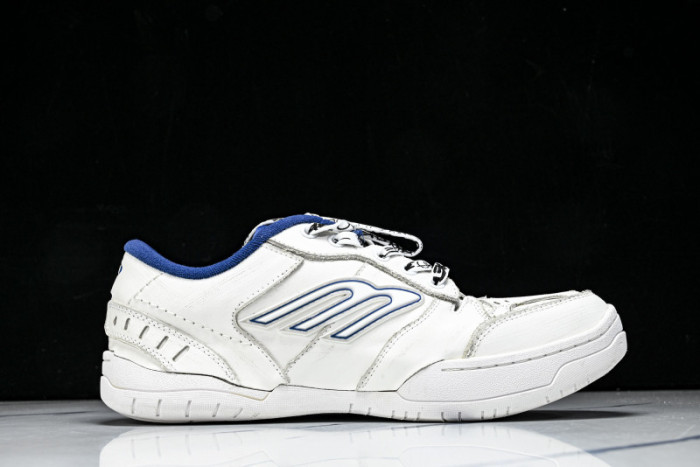 BLCG Sneaker 825418 WDWTS 1984