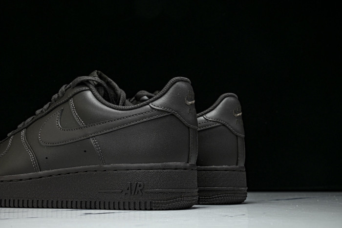 Nike Air Force 1 Low 