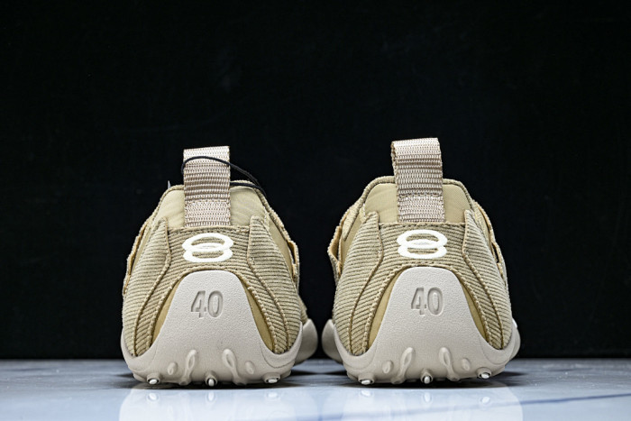 BLCG Sneaker 825418 WDWTS 1997