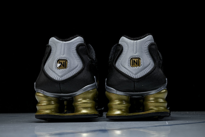 nike Neymar Jr. x Shox TL 