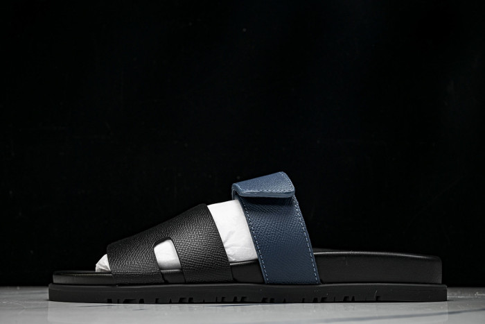 He*mes Slide CU526-2183