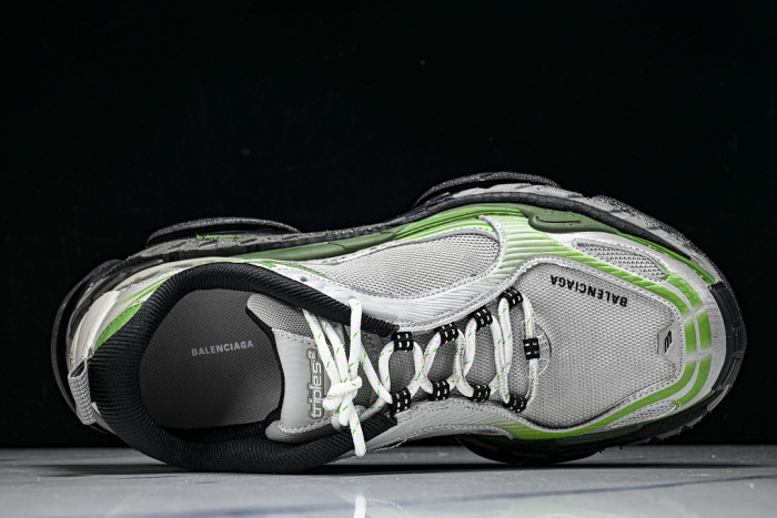 BLCG SNEAKER TRIPLE.S SNEAKERS WTRS21133