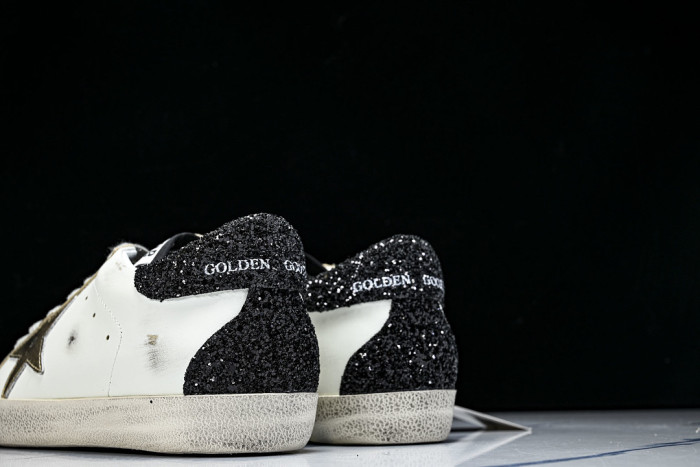 G01den G003e SNEAKERS GGS00050