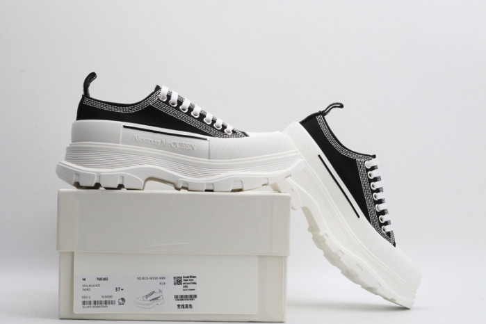 A1exa*der Mcqv*en SNEAKERS MC0518003