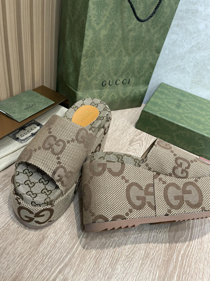 gucc slippers