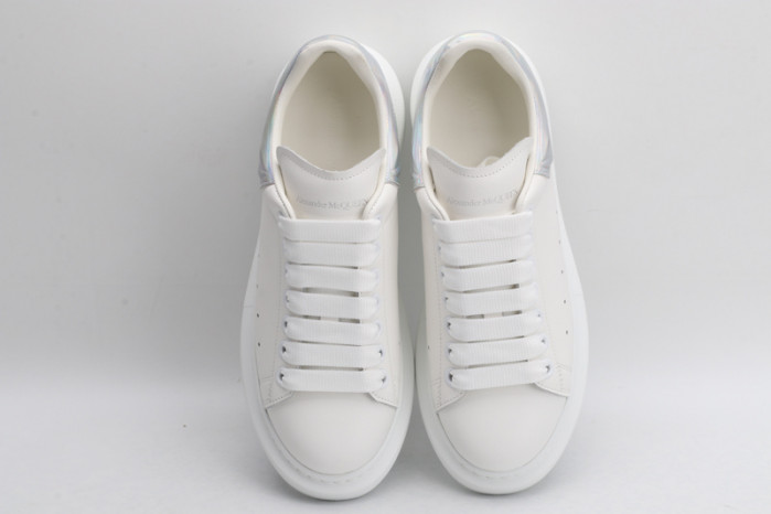 A1exa*der Mcqv*en SNEAKERS