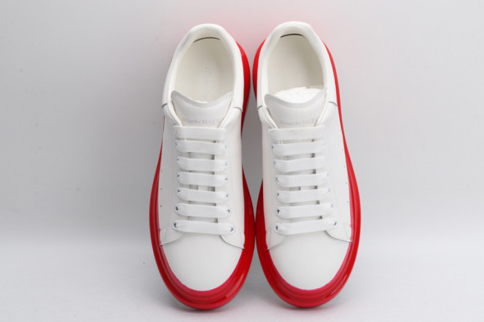 A1exa*der Mcqv*en SNEAKERS