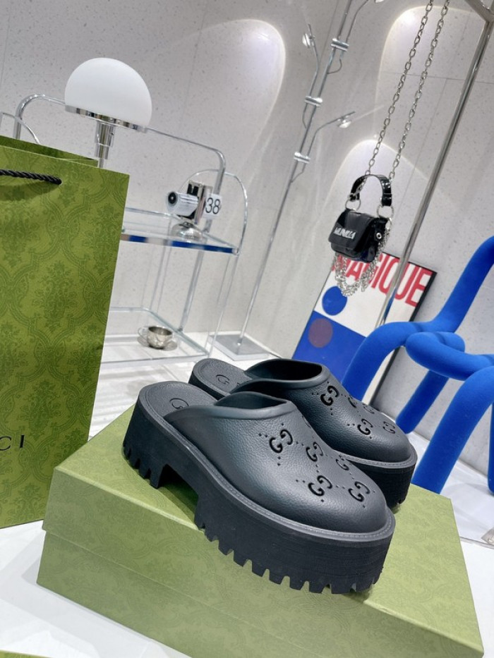 gucc slippers