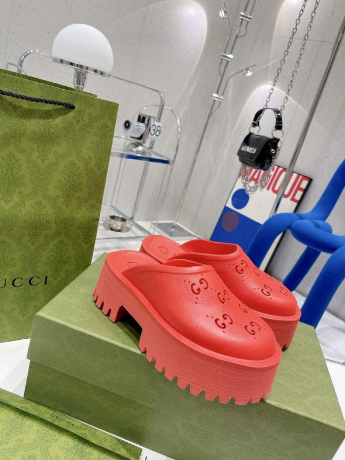 gucc slippers