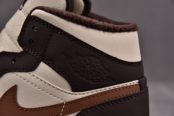 air jordan 1 mid cream dark chocolate do6699-200