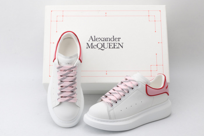 A1exa*der Mcqv*en SNEAKERS MC5563-027