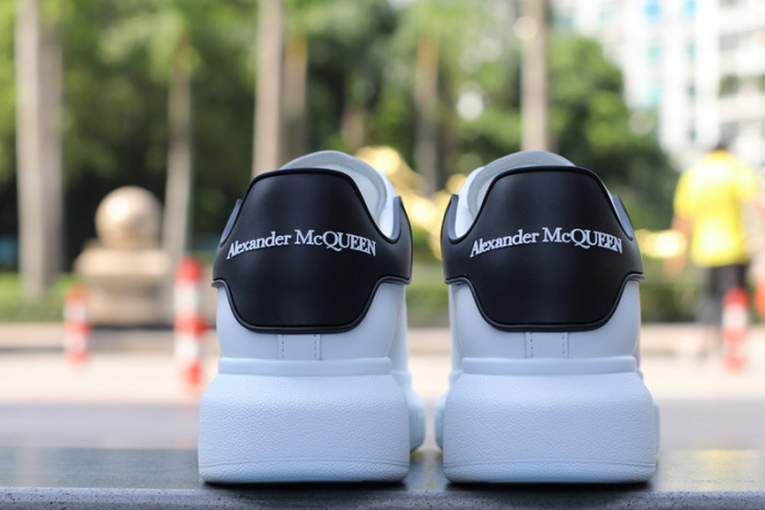A1exa*der Mcqv*en SNEAKERS MC5563-029
