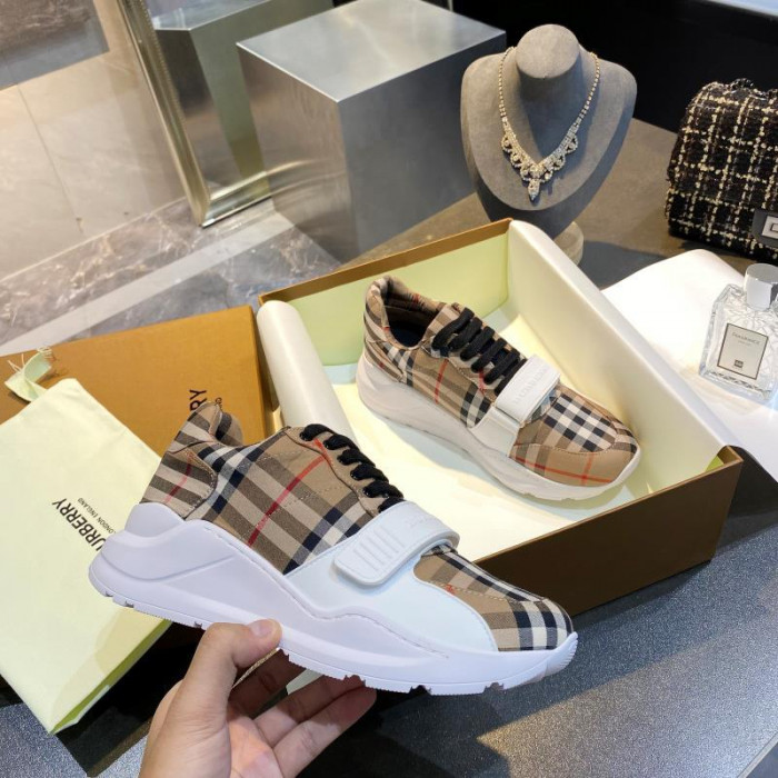 bby sneaker by0028