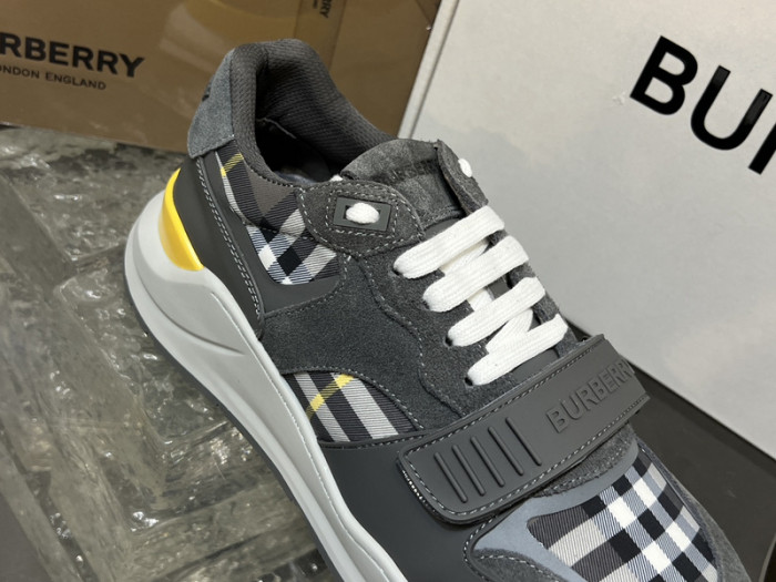 bby sneaker by0074