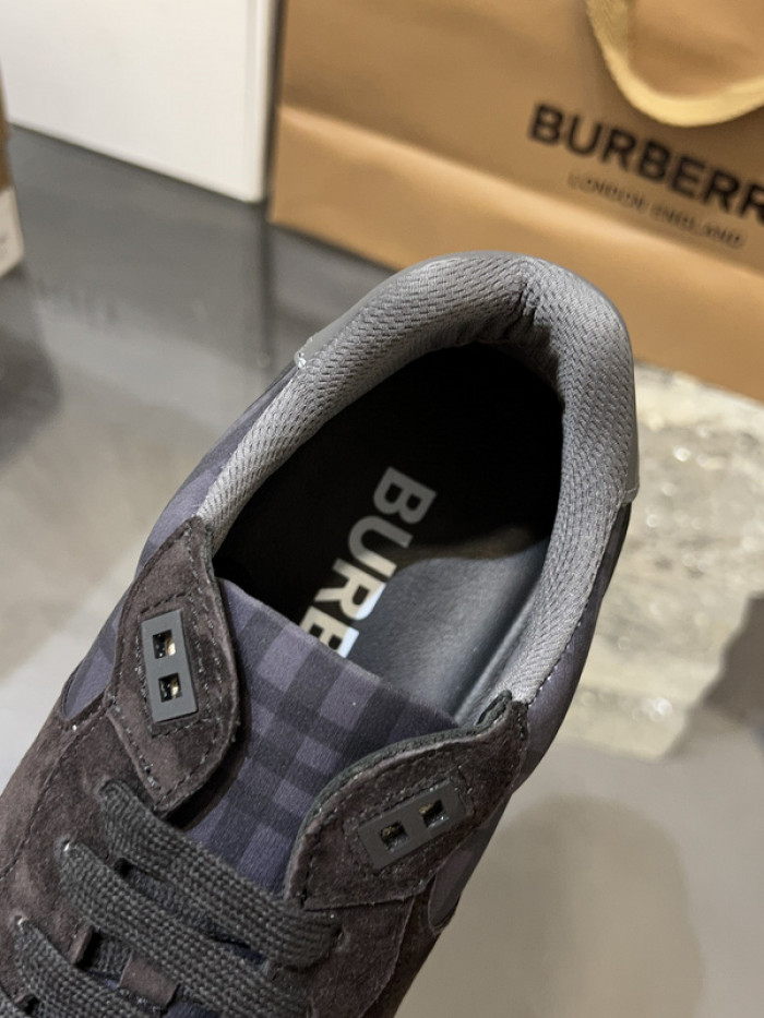 bby sneaker by0077