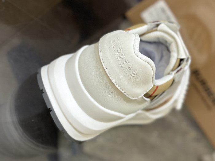 bby sneaker by0080