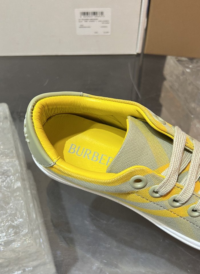 bby sneaker by0087