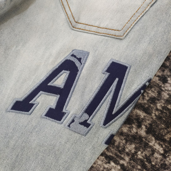 AM1R1 AM229-095