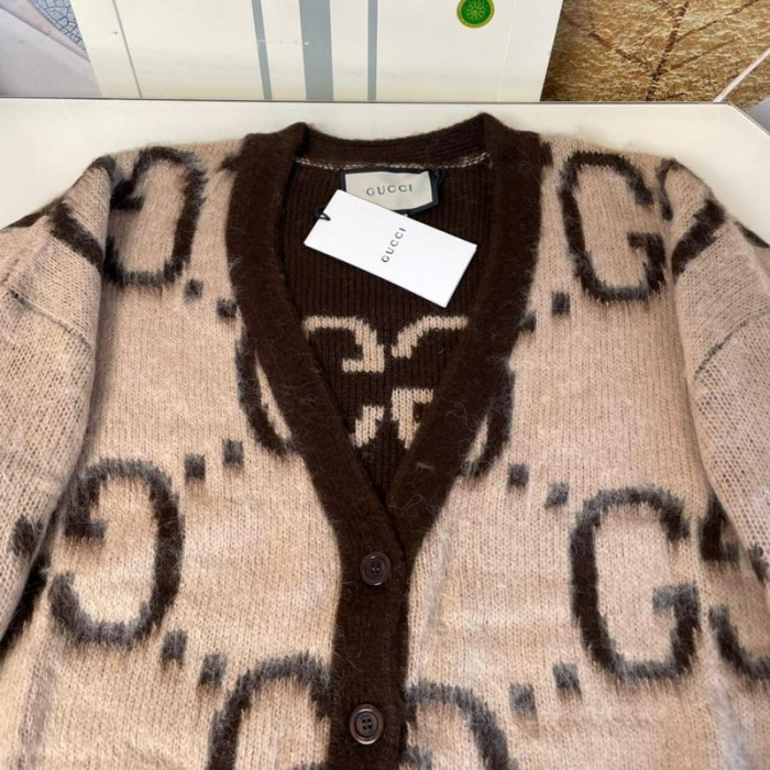 GUCC* GG1216-074