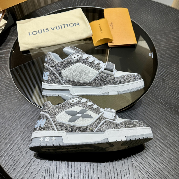 1V SNEAKERS 1V0425-143