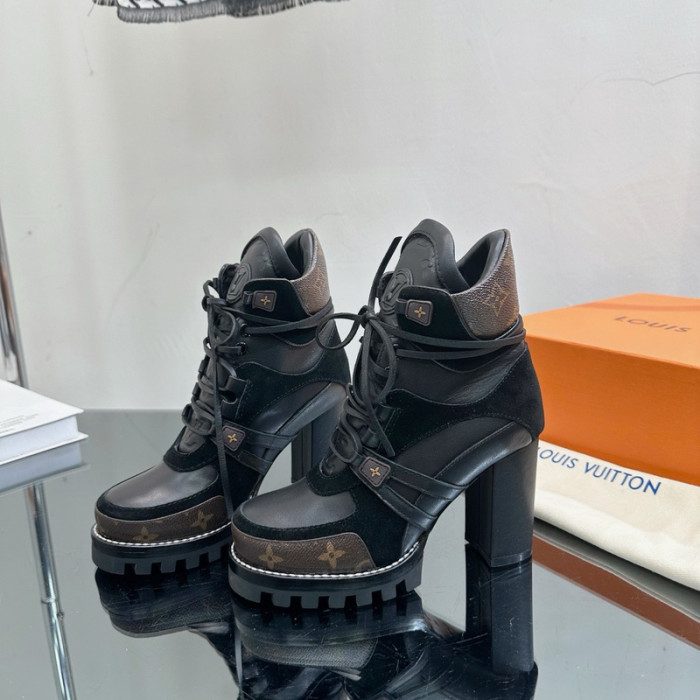 1V SNEAKERS 1V0425-216