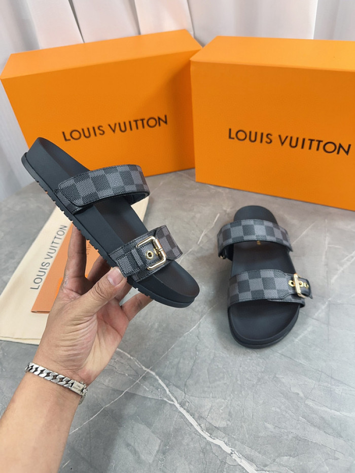 1*V SLIPPERS 11V0107-042