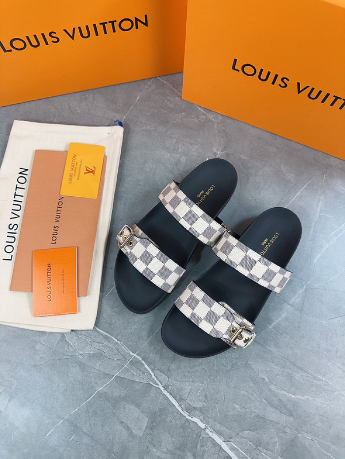 1*V SLIPPERS 11V0107-043