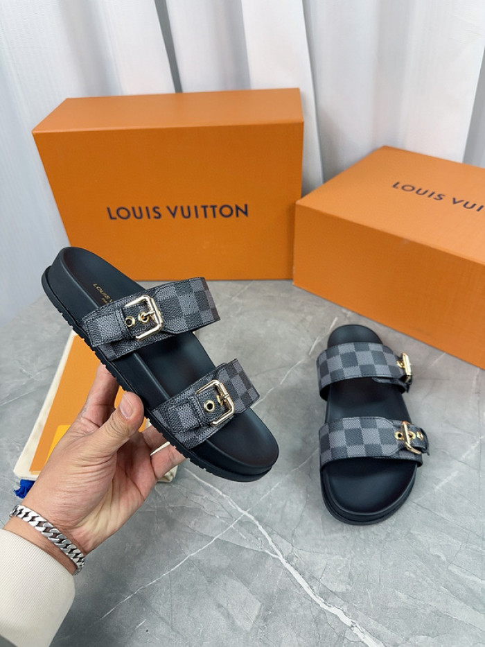 1*V SLIPPERS 11V0107-044