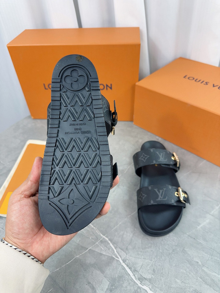 1*V SLIPPERS 11V0107-048
