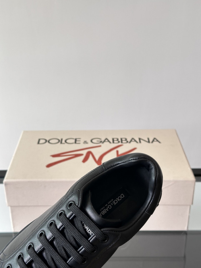 D.G. Sneakers DG210-175