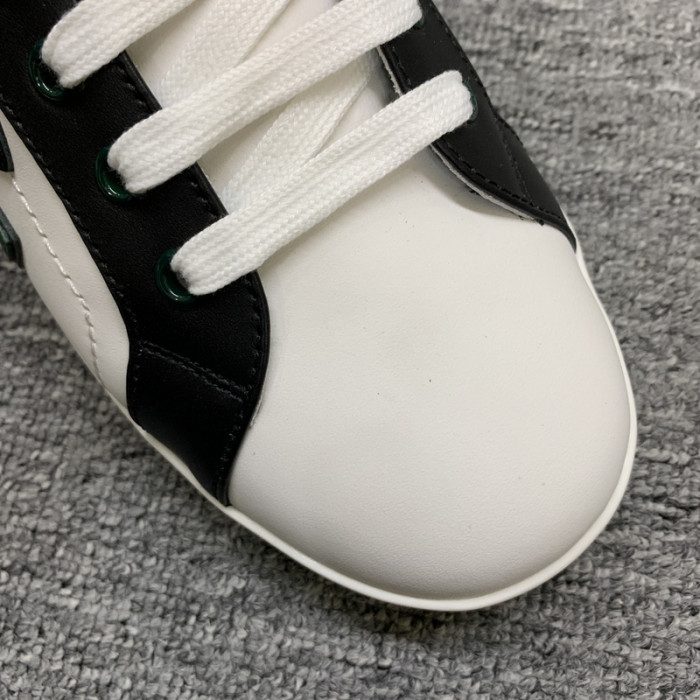 D.G. Sneakers DG210-255