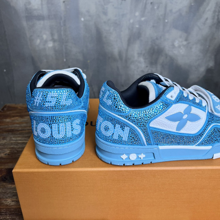 1V SNEAKERS 1V0425-222
