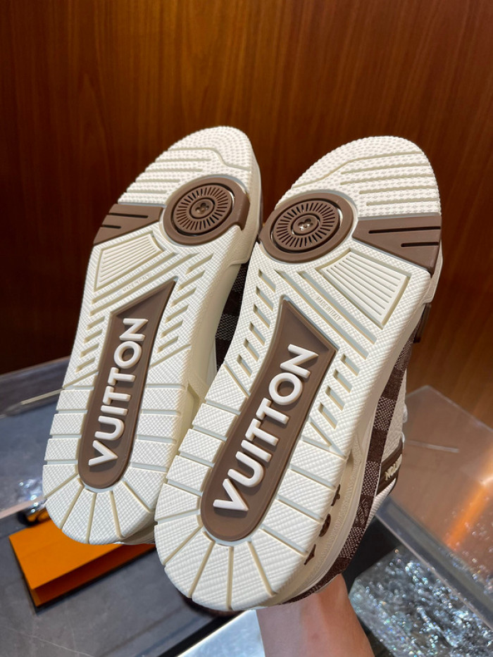 1V SNEAKERS 1V0425-225