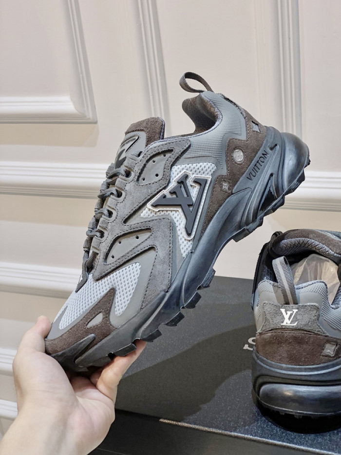 1V SNEAKERS 1V0425-236