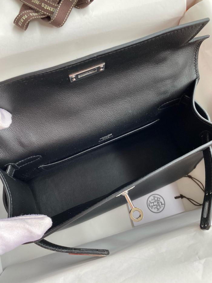 Her*mes bag B0113-204