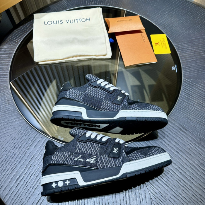 1V SNEAKERS 1V0425-271