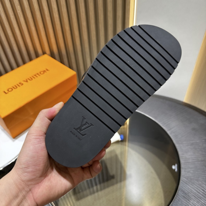 1*V SLIPPERS 11V0107-075